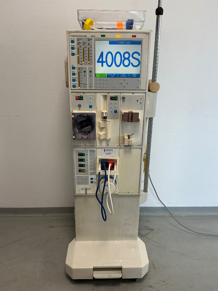 Image of Fresenius Medical Care 4008 S Hemodialys Machines